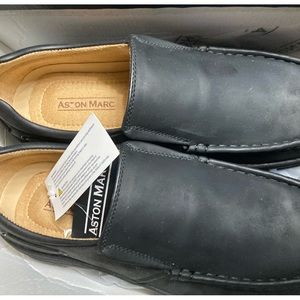 Aston Marc loafers black size 9. New in box